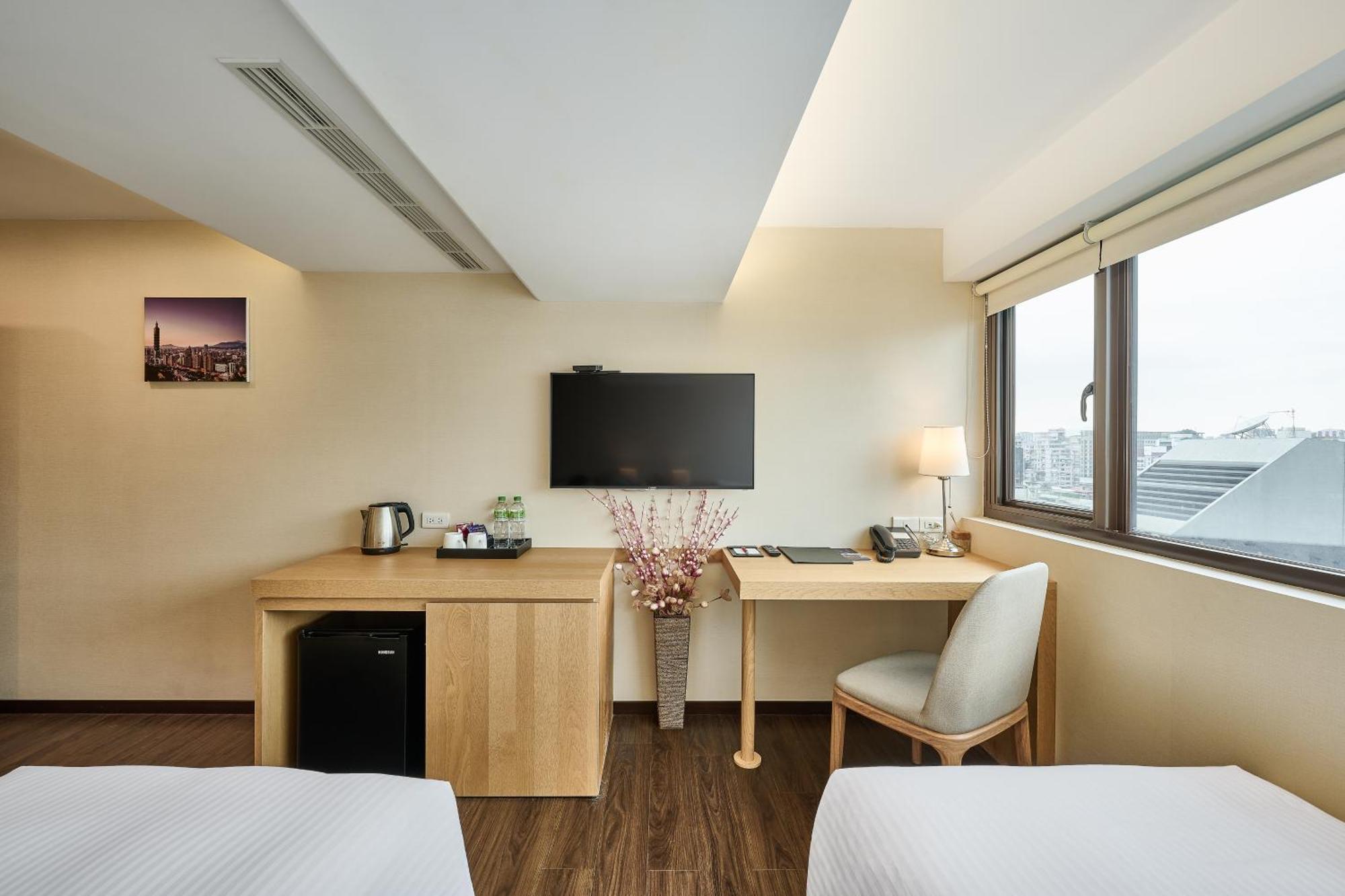 Eastin Taipei Hotel מראה חיצוני תמונה