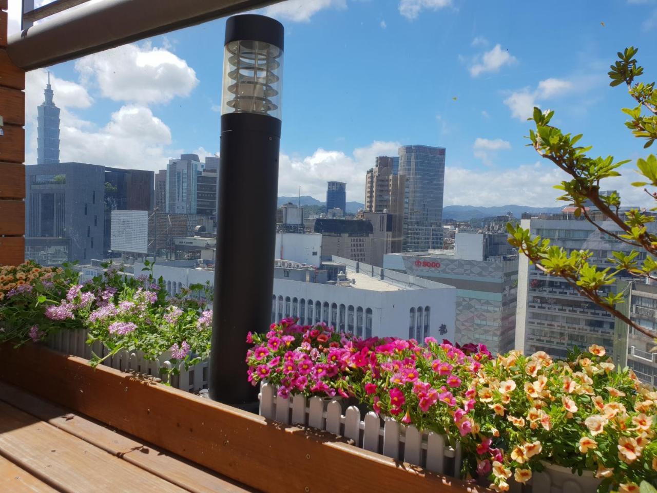 Eastin Taipei Hotel מראה חיצוני תמונה
